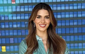 Gabriela Tafur, abogada caleña, exreina de belleza y graduada de Stanford, cerró una ronda semilla por US$5 millones para acelerar la expansión de Idilio, una plataforma de video vertical especializada en microdramas para el público hispanohablante. FOTO: Cortesía - Forbes.