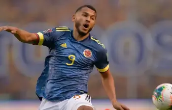 El delantero colombiano Luis Javier Suárez tiene una gran temporada en la segunda división de España, ha marcado 27 goles en 41 partidos. FOTO FCF