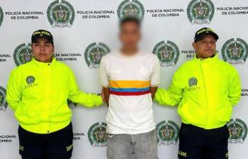 El detenido se aprovechó de la confianza que tenía con una de las menores de edad para convencerla, junto a otra compañera de 12 años, de no ingresar a clases y llevarlas hasta su residencia. Foto: Cortesía