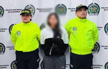 Como María José Pérez Beltrán fue identificada la mujer que presuntamente abusó sexualmente y empaló a un menor de cuatro años en la localidad de Kennedy, en Bogotá. Al parecer, estaba bajo los efectos del alcohol. FOTO: Policía Nacional de Colombia