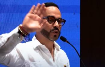 Mientras su delegación estaba en Perú, Abelardo de La Espriella reiteró que no hará viajes internacionales. FOTO: CAPTURA DE PANTALLA.