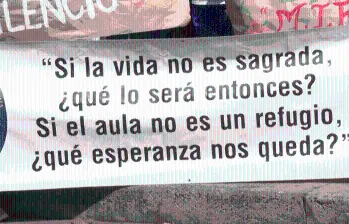 Comunidad educativa señaló que no arrancarán clases hasta que se brinden garantías a los docentes y todo el personal. FOTO: CORTESÍA TELEMEDELLÍN