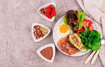 Se deben consumir 255 gramos de pollo o cerdo a la semana para cuidar la salud y el medioambiente. FOTO EuropaPress
