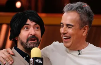 Iván Marín y Jorge Enrique Abello en uno de los episodios de LOL Colombia. FOTO: Cortesía Prime Video