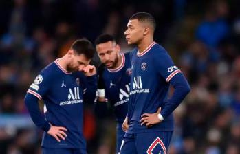 Cuando compartieron en el PSG, el tridente Messi, Neymar y Mbappé no logró rendir como se esperaba. FOTO GETTY