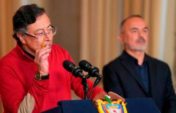 En alocución presidencial, Gustavo Petro, hizo oficial la convocatoria a marchas para defender el incremento del salario mínimo. 