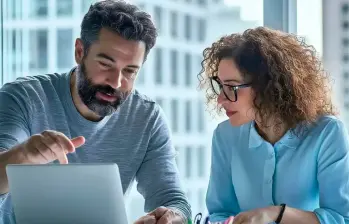 Las nuevas vacantes del Banco Agrario están dirigidas a profesionales con vocación de servicio en zonas urbanas y rurales. FOTO: GETTY