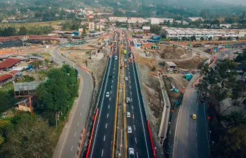 Este avance representa un hito importante en la estrategia de la región para reducir los tiempos de desplazamiento y descongestionar las principales vías de acceso al terminal aéreo. Foto: Cortesía