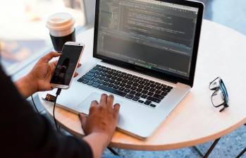 ntre las vacantes destacadas están cargos administrativos con medio tiempo, ideales para madres, jóvenes y migrantes. FOTO: SHUTTERSTOCK
