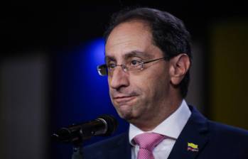 El vicepresidente José Manuel Restrepo también acompañará los viajes internacionales del Ejecutivo, mientras el presidente Abelardo de la Espriella permanecerá en el país, así como lo ha asegurado con anterioridad. Foto: Colprensa.