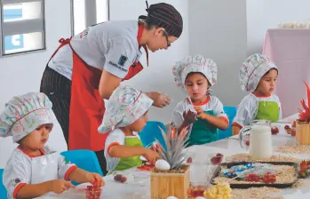 Jardín Infantil Buen Comienzo, corregimiento San Cristobal, sector La Aurora. Estas iniciativas garantizan nutrición, amor y estimulación a los bebés más vulnerables desde los cero años. Foto: Jaime Pérez.