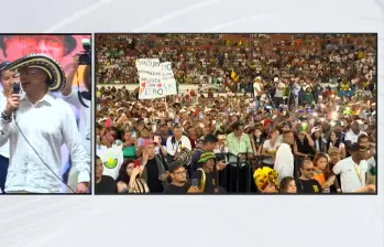 El presidente Petro en la plaza de toros de Cartagena en un evento político en plena recta final de elecciones. Foto: tomada de video