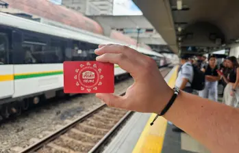 Los usuarios interesados en tener la tarjeta podrán comprarla en algunas estaciones. Foto: Cortesía.