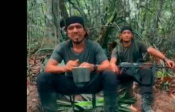 Alias Jhon Mechas es comandante de las disidencias de las FARC en Catatumbo. FOTO Captura de video