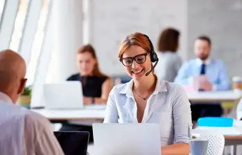 GCO tiene vacantes disponibles en varias regiones del país, especialmente en Bogotá y Medellín, para perfiles operativos y administrativos. FOTO: GETTY
