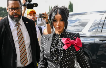 Cardi B celebró su absolución en Los Ángeles tras un juicio por agresión que inició en 2018. Foto: Getty Images.