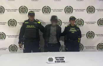 Testigos afirmaron a la Policía que el reciclador habría prendido fuego a un objeto que posteriormente se propagó de manera descontrolada hacia las casas vecinas. FOTO: Cortesía Policía Metropolitana