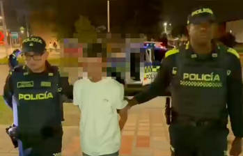 Uno de los más de 1.000 capturados en el municipio de Rionegro, Oriente de Antioquia. FOTO captura de video Alcaldía de Rionegro.