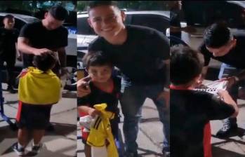 James Rodríguez compartió con niño a las afueras de la concetración de la Selección Colombia. FOTOS CAPTURA DE PANTALLA
