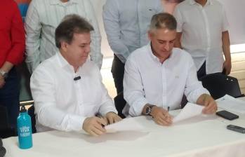Eugenio Prieto (izquierda) y Andrés Julián Rendón (derecha) sellaron una alianza para competir por la Gobernación. FOTO: JACOBO BETANCUR