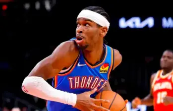 Shai Gilgeous-Alexander se destaca con los Oklahoma City Thunder. FOTO: AFP