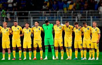 Selección de Ucrania previo al duelo del 12 de octubre que perdió 2-1 ante Italia por la fase clasificatoria de la Eurocopa 2024. FOTO AFP