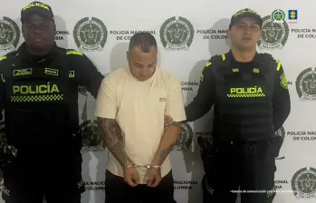 Lo capturaron en Envigado tras un año de investigación en el que lo lograron identificar como el principal responsable de la desaparición de María Camila Díaz Grajales. FOTO: Fiscalía General de la Nación