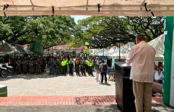 El acto de presentación de estos uniformados se realizó en el parque de Ciudad Bolívar, donde se anunció cómo iba a funcionar esta estrategia de seguridad en esta subregión. FOTO: CORTESÍA POLICÍA ANTIOQUIA
