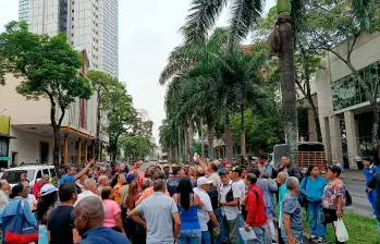 En Cali, capital del Valle del Cauca, se presentaron aglomeraciones en las sedes de entrega de medicamentos. FOTO CORTESÍA