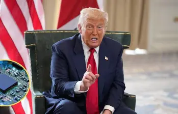 El presidente estadounidense, Donald Trump, anunció aranceles a los semiconductores y chips para forzar a que esos componentes de alta tecnología se fabriquen en Estados Unidos. FOTO: Getty.