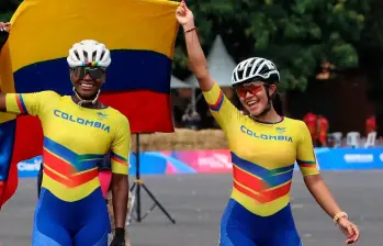 Collin Castro (derecha), entre las figuras de Colombia en los Juegos Centroamericanos. FOTO: CORTESÍA COC