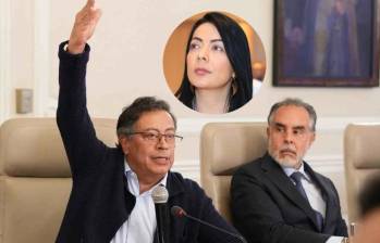 Armando Benedetti, ministro del Interior; presidente Gustavo Petro y Nhora Mondragón, nueva directora del Dapre. 