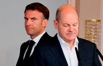 Emmanuel Macron, Olaf Scholz y otros líderes europeos reunidos en Bruselas este lunes 3 de febrero, para una cumbre de defensa. FOTO: Getty