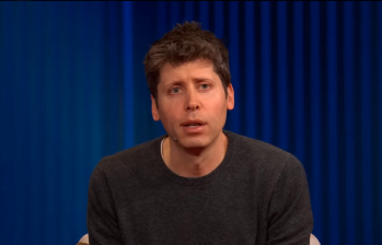 Sam Altman, director ejecutivo de OpenAI, es una de las principales figuras en el desarrllo de la Inteligencia Artificial en el mundo. Foto captura de pantalla. 