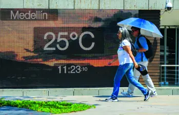 En Medellín y el valle de aburrá las temperaturas están 1,7 grados centígrados por encima de lo esperado durante el día y 2,4 durante la noche. En promedio la temperatura es de 26.5 grados Celsius. FOTO camilo Suárez 