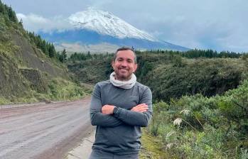 El profesor James Alberto Arboleda Cardona fue asaltado, herido y dejado en la vía por los delincuentes. Foto: Redes sociales.