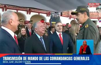 Elvis Amoroso durante evento militar (centro) junto a Nicolás Maduro. FOTO CAPTURA DE PANTALLA 