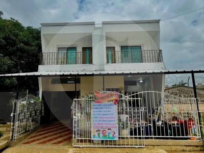 Inmueble del narcotráfico será el primer centro de acogida de niños migrantes en Urabá: más de 100 niños beneficiados