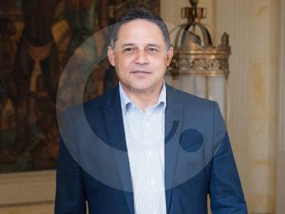 Centro Democrático logró poner presidente en el Senado: Honorio Henríquez le ganó el pulso a Deluque