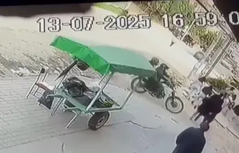 Captura de las cámaras de seguridad del sector segundos antes de la tragedia. FOTO: Captura de video