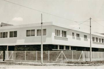 Así lucía la sede de Discos Fuentes en el barrio Colón de Medellín en 1962. FOTO Archivo