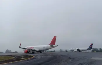 Así se ve el banco de niebla que rodea el Aeropuerto Internacional José María Córdova. Foto: tomada de las redes sociales del aeropuerto.