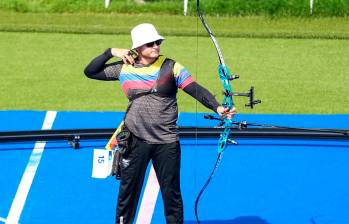 El colombiano Santiago Arcila durante su presentación en los octavos de final del tiro con arco en Juegos Olímpicos. FOTO CORTESÍA COC