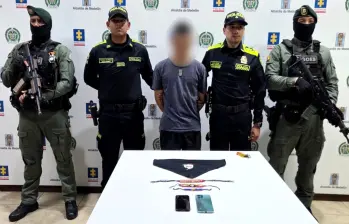 Junto a alias Perico fueron detenidos otros dos presuntos miembros de las Disidencias en Córdoba y Antioquia. FOTO: Cortesía