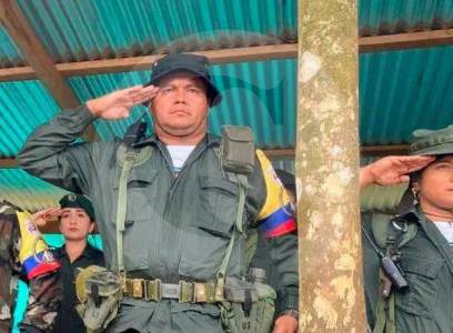 Fiscalía imputará cargos a ‘Calarcá’ por crímenes de guerra y lesa humanidad, ¿qué pasará con la orden de captura?