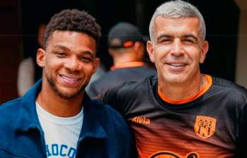 Video | Otro buen hijo vuelve a casa, este es el internacional que visitó el Polideportivo Sur