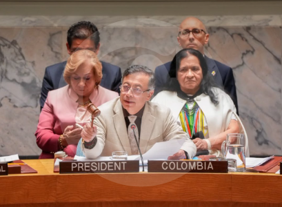 Gustavo Petro preside debate sobre Oriente Medio e