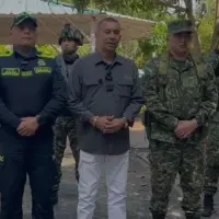 En el municipio se decretó toque de queda, el cual inicialmente será entre las 10:00 p. m. y las 5:00 a. m. y se prohibió, hasta el fin de semana, el parrillero hombre. FOTO: Cortesía Policía del Magdalena Medio