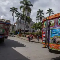 El rector del colegio local, identificado como Raúl Eduardo Mendoza Zapata, habría recibido amenazas que lo tachaban de no ser persona grata en la zona. FOTO: Cortesía