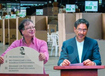 ¿Qué tantos votos más le da a Cepeda el freno de Petro a la Constituyente?